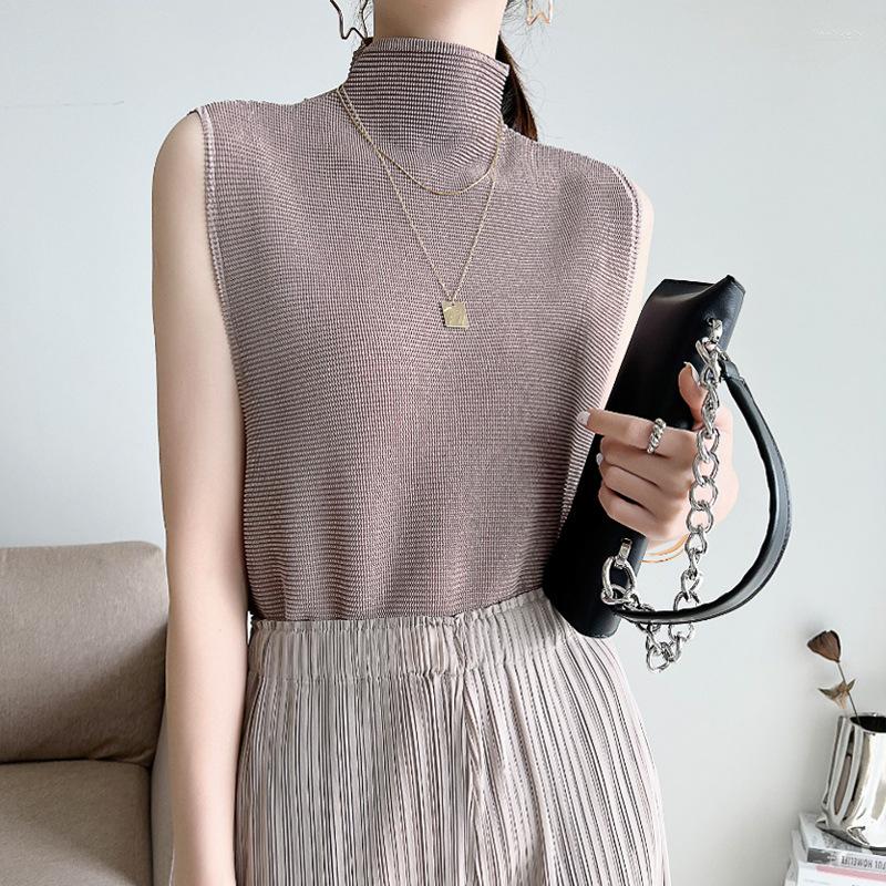 Women's T Shirts Miyake Pleated Sleeveless Top Women's 2022 Summer Loose And Casual High-neck Sweater, Picture color
Women's T Shirts Miyake Pleated Sleeveless Top Women's 2022 Summer Loose And Casual High-neck Sweater, Picture color