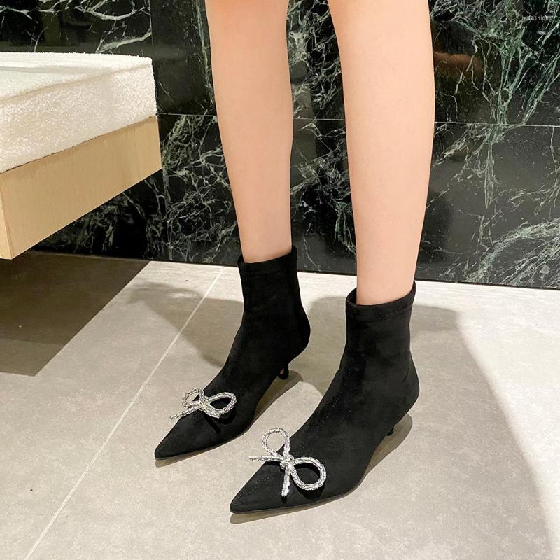 Boots Rhinestone Bow Design Women Ankle Bootie Flock Stretch Shoes Thin High Heels Back Zipper Black Khaki Short Botas Winter Autumn
Boots Rhinestone Bow Design Women Ankle Bootie Flock Stretch Shoes Thin High Heels Back Zipper Black Khaki Short Botas Winter Autumn
