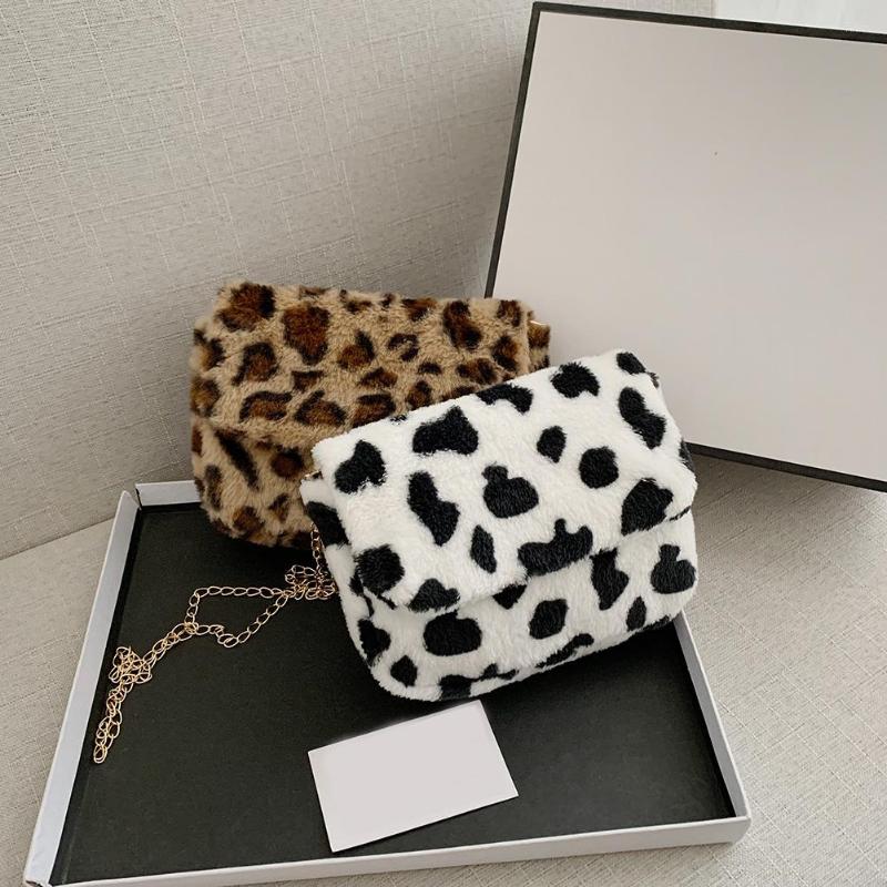 Evening Bags Autumn Shoulder Chain Purse Women Animal Pattern Messenger Bag Plush Flap Envelop Totes Portable Large Capacity Daily Handbag, Leopard
Evening Bags Autumn Shoulder Chain Purse Women Animal Pattern Messenger Bag Plush Flap Envelop Totes Portable Large Capacity Daily Handbag, Leopard