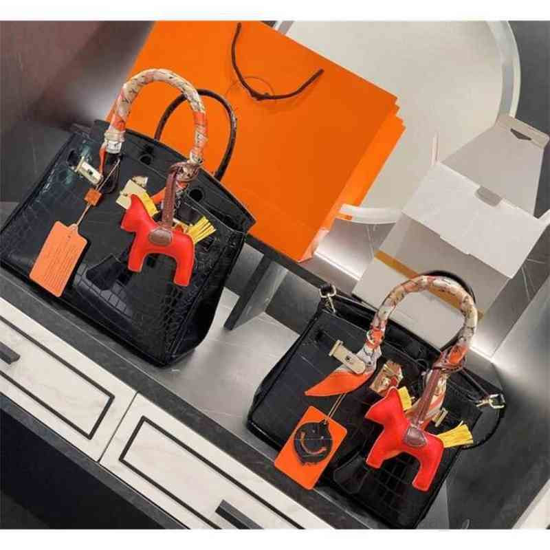 Designer Handbags Herms Birkins Bags Ladies Purse Shoulder Bag Crossbody Crocodile Wallets Lady Alligator Backpack Tote Purses Totes Women NJZ7, Black
Designer Handbags Herms Birkins Bags Ladies Purse Shoulder Bag Crossbody Crocodile Wallets Lady Alligator Backpack Tote Purses Totes Women NJZ7, Black