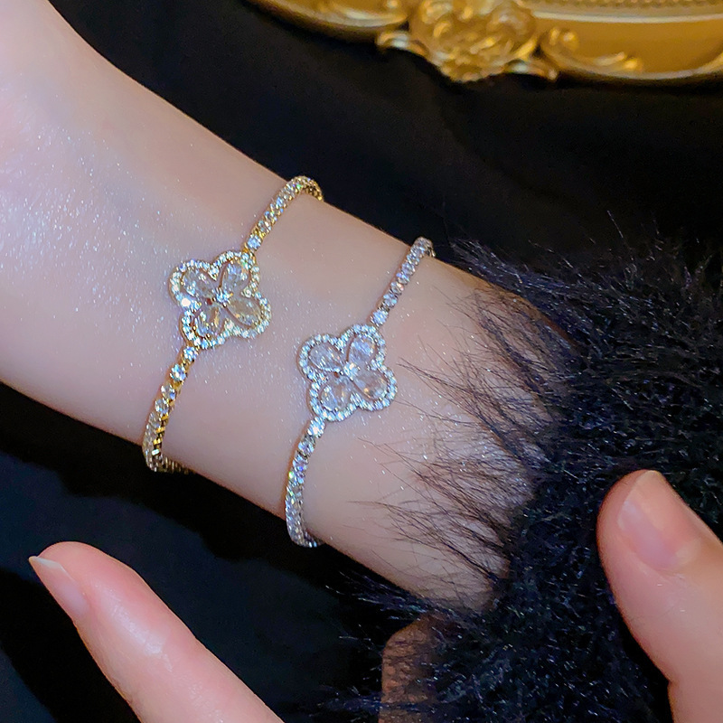 Real Gold Plated Four-Leaf Clover Zircon Buckle Fashion Light Elegant High-End Sense Bracelet Personality Trendy Hand Jewelry - view 3