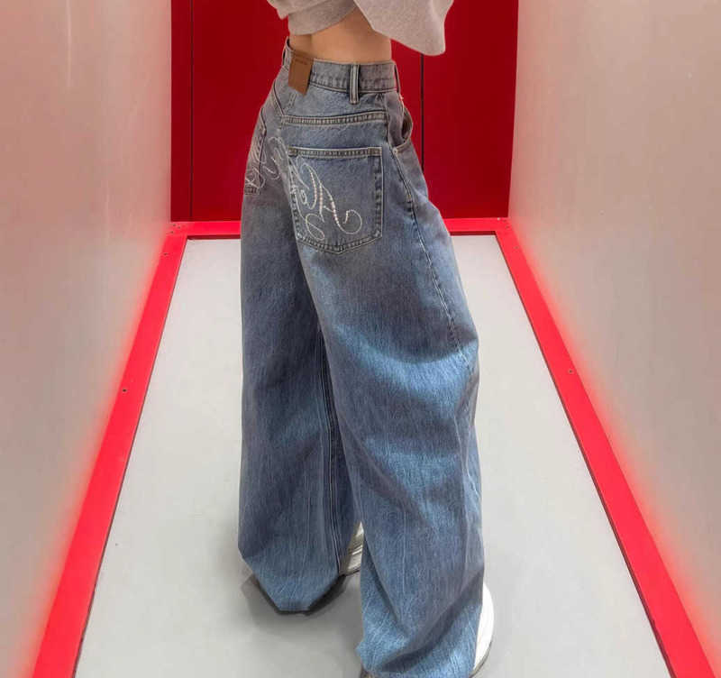 South Oil Quality 2025 Spring/Summer New Style Hot Diamond Medium High Waist Wide Leg Jeans Bent Knife Casual Floor Pants Women H25509
