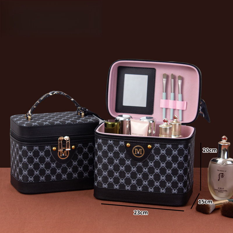 TB BHULAMTE New Retro Large Capacity Makeup For Women Multi Functional Portable Waterproof Storage Handbag Free Shipping Designer Bag Y260206