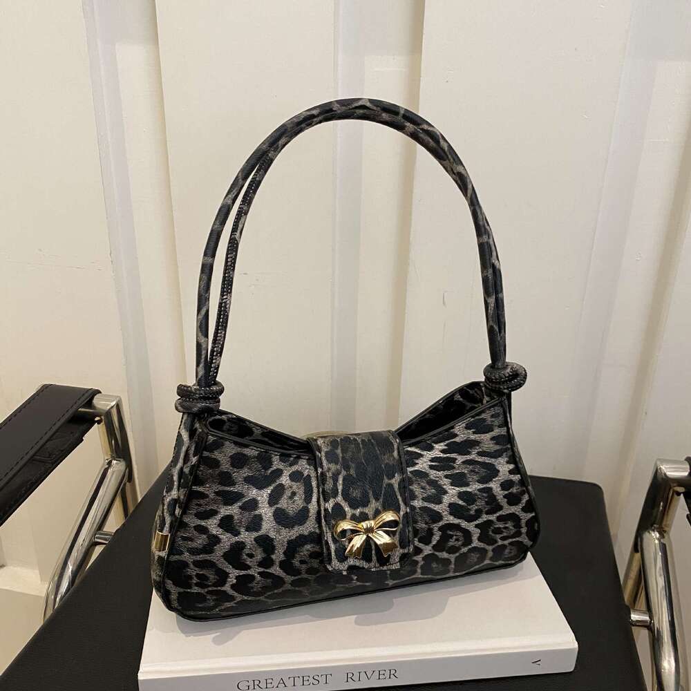 Niche Design Bow Leopard Print for Women New Fashion Personality Handbag Single Shoulder Underarm Baguette Bag
