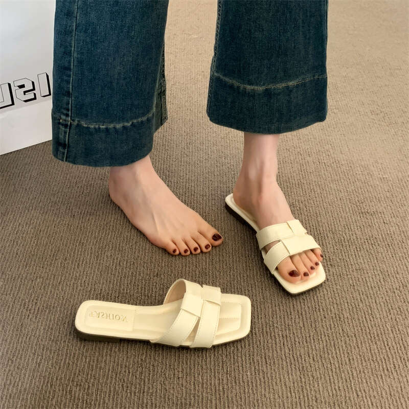 French Style Square Open Toe Chunky Heel Sandals for Women Outdoor 2025 Summer New Fashion Woven One-Strap Beach Slippers