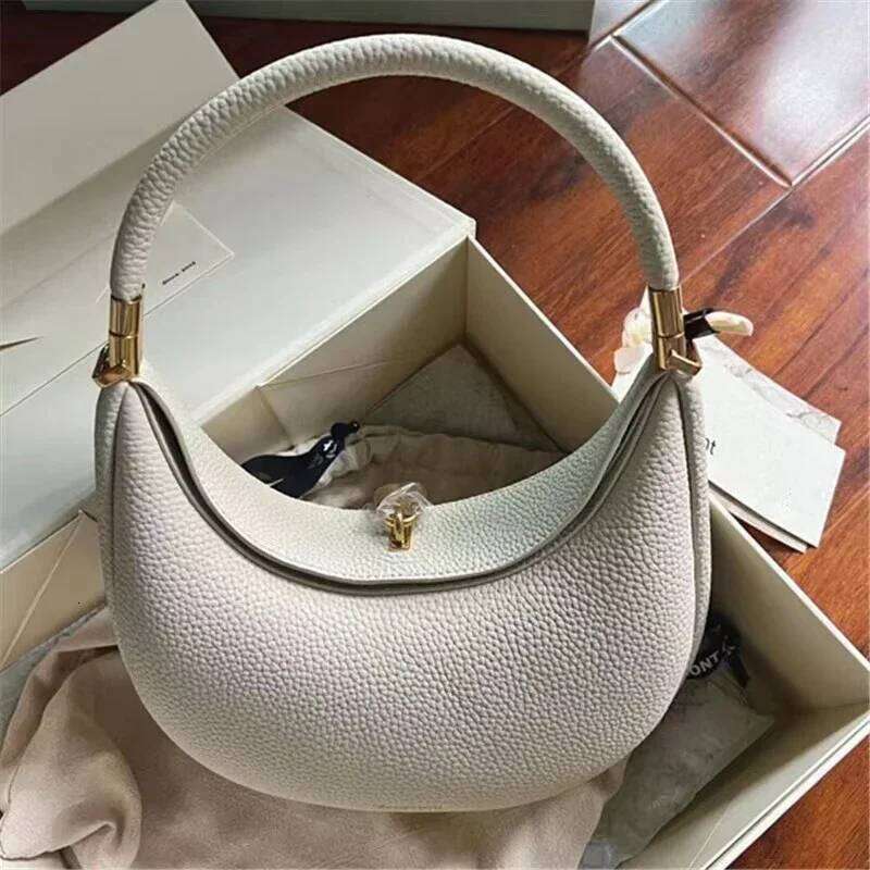 Women's Dumpling Bag Crescent Portable Split Leather Croissants Fashion Diagonal Designer Popular Soft Chest Bags