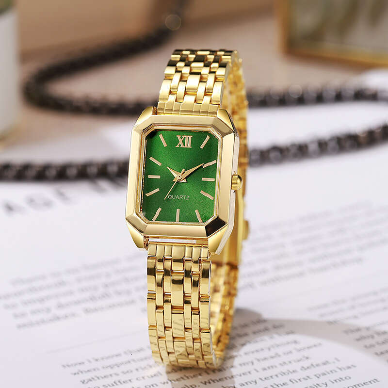 New Luxury Steel Band Women's Watch for Female Students Fashion Simple Square Quartz Wristwatch