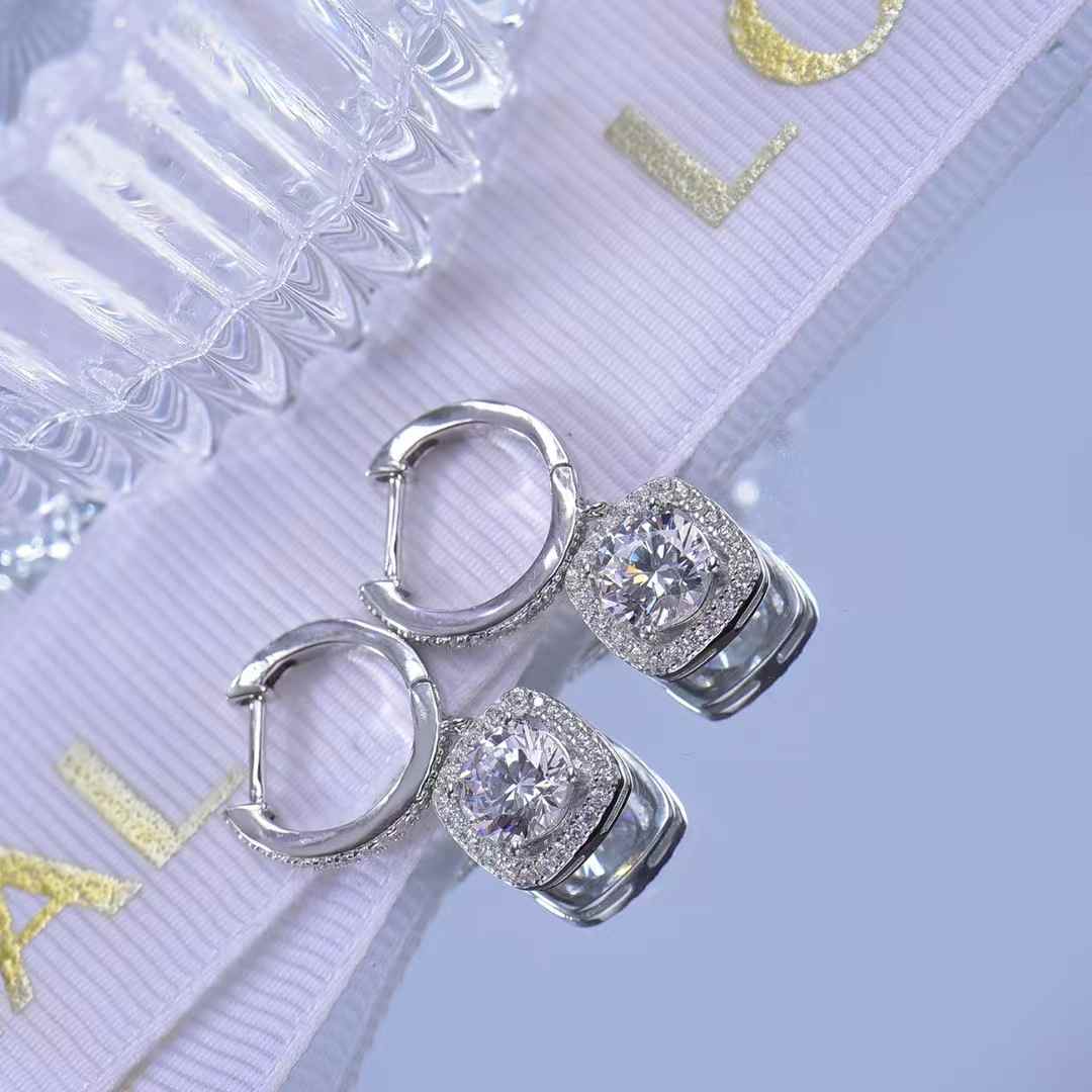Luxury Square framed Moissanite Huggie Earrings Sparkling Embellished Hoop Earrings for Women Hypoallergenic Sterling Silver Jewelry