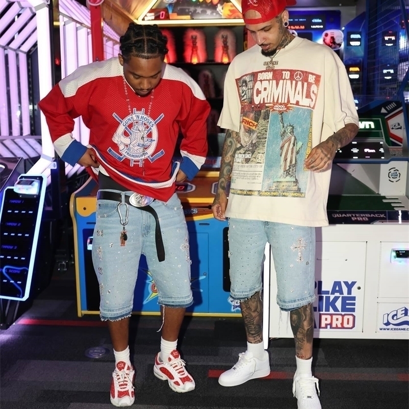 Y2K Gothic Diamond Cross Embroidery Denim Shorts American Retro Blue Gym Shorts Rhinestone Streetwear Hip Hop Men Women Jorts 250901