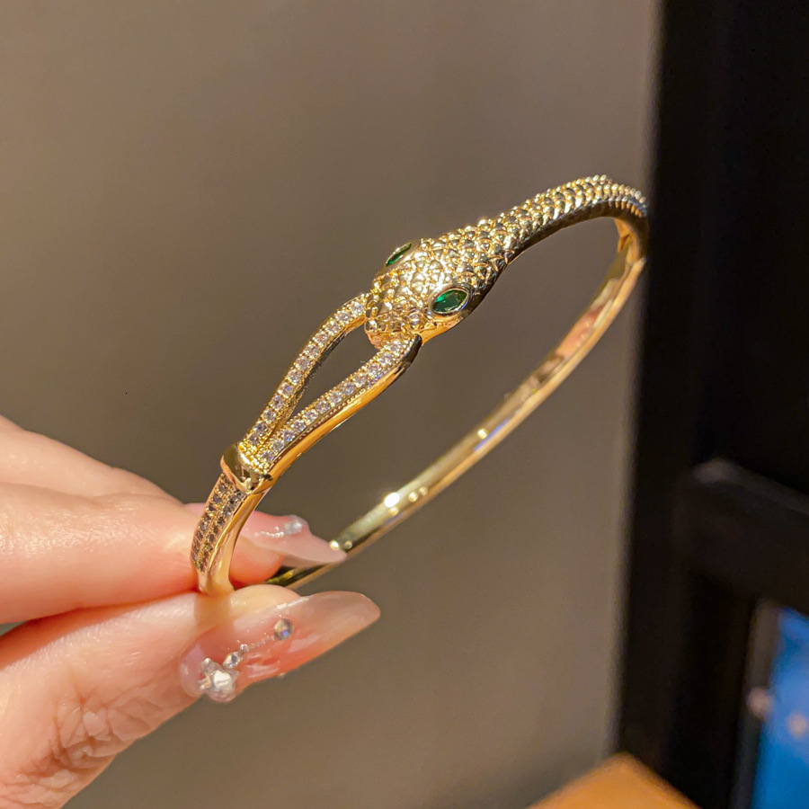 Luxury Brand Designer Jewelry 18K Real Gold Plated Zircon Snake-Shaped Hollow Clasp Bracelet New Chinese Style Trendy Bracelet Light Luxury High-End F