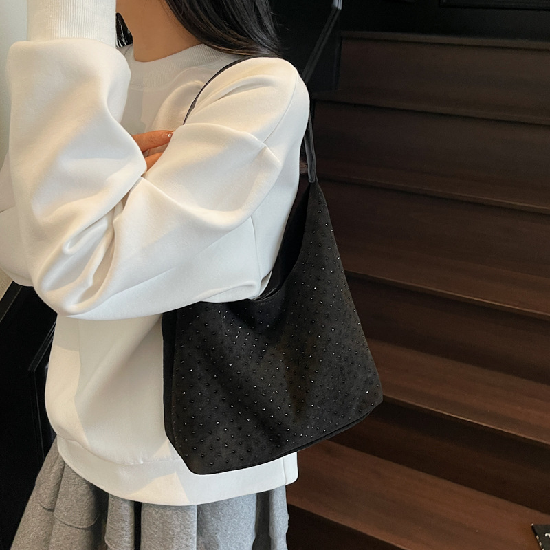 Autumn New Korean Women s Versatile Elegant Handbag niche design minimalist atmosphere style fashionable casual designer shoulder bag