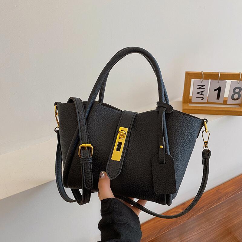 Free Shipping Designer Bag 2025 High-end Brand Silk Scarf Woven Princess Luxury Bag Diana Bag Handbag Shoulder Crossbody Trendy Women's Bag Tote 