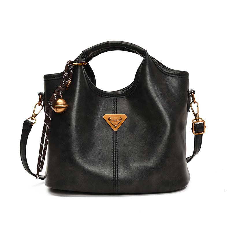 Trendy Korean Style Fashion Casual Soft Leather Dumpling Bag British Style Casual Oil Wax Leather Tote Bag