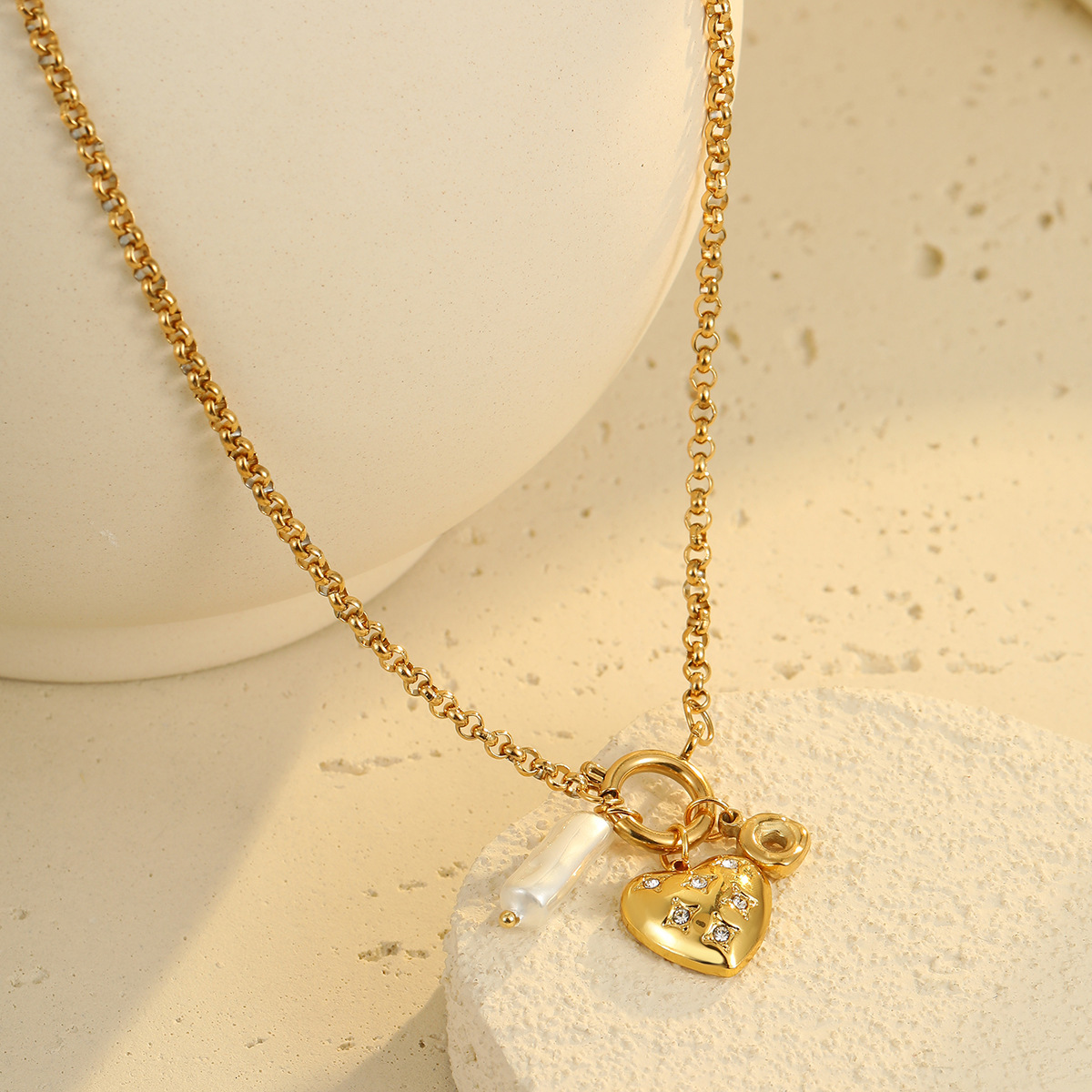 New Inlaid Dia Heart Pendant Necklace Light Niche High-end Stainless Steel Bracelet for Women - view 4