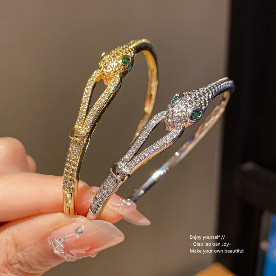 Luxury Brand Designer Jewelry 18K Real Gold Plated Zircon Snake-Shaped Hollow Clasp Bracelet New Chinese Style Trendy Bracelet Light Luxury High-End F