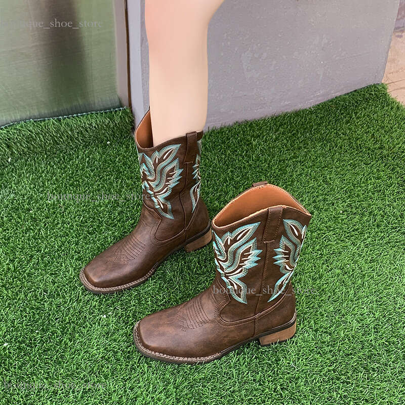 2025 New Embroidered Long Leg Cycling Square Toe Thick Heel Autumn Genuine Leather Women's Cowboy Boots