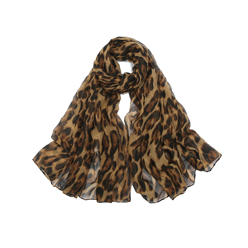 Z0284 Retro hot girl new leopard silk scarf Bali yarn thin long silk scarf female high-end personality neck scarf wholesale