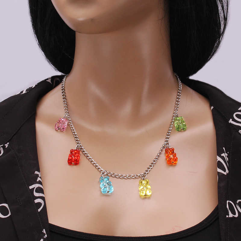 European and American cross-border ins cool single-layer little bear necklace for women, trendy hip-hop, simple and unique resin little bear sweater c