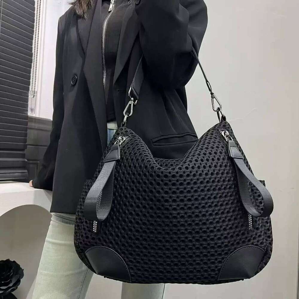 Ladies' Fashionable And Casual Nylon Mesh Shoulder Bag With Large Capacity Retro Ing Splicing Diagonal Cross Handbag