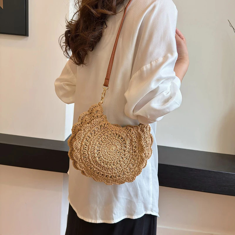 Vintage Woven Handbag Vacation Round Summer Beach Bag Fashion Crossbody Bag Ladies Messenger Bags250901