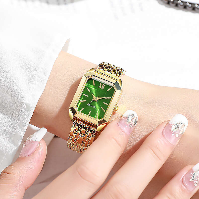 New Luxury Steel Band Women's Watch for Female Students Fashion Simple Square Quartz Wristwatch