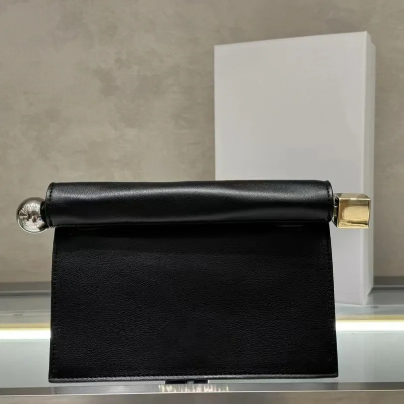 Genuine Sheep Leather Evening Bags Pochette Rond Take-out Clutch For Parties Night Outs Special Events Purses And Handbags Shoulder Bags With Silver Chain Belt 2025