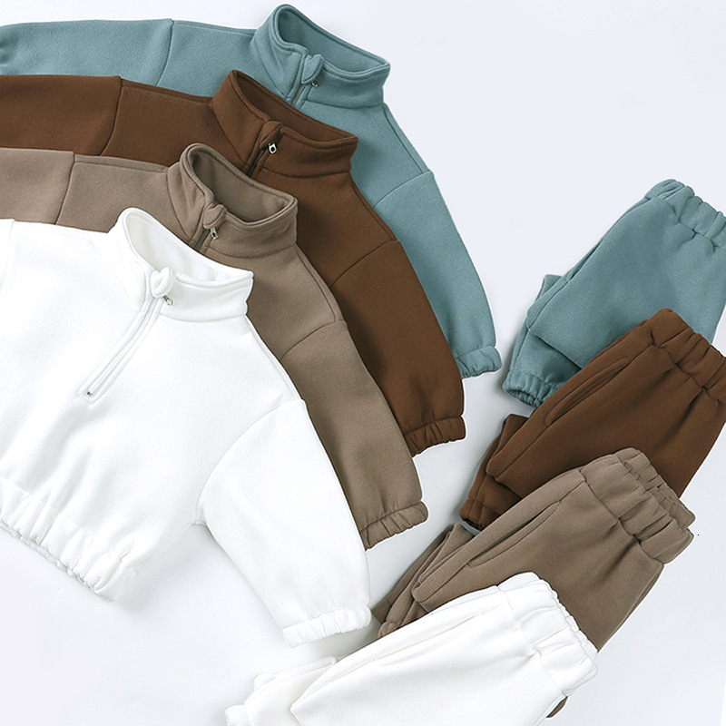 Korean version of new winter clothing set for boys and girls fashionable high neck half zipper top leg binding pants fleece casual set 231030
