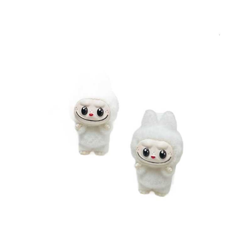 New Labubu Keychain Cartoon Creative 3D Doll Student Backpack Pendant Car Keychain Male Female Trend Gift M250419