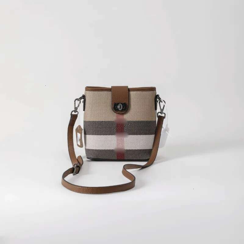 bbr2025 new classic shoulder bag trendy all-match crossbody small bag plaid canvas ladies handbag high quality designer bag