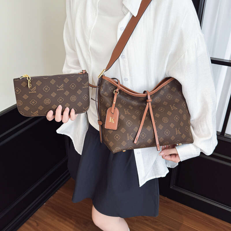 Designer Bag Shoulder Bags for Women 2025 New Elegant Vintage Commuter Large Capacity Versatile Shoulder Crossbody Bag H260320