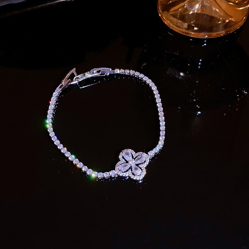 Real Gold Plated Four-Leaf Clover Zircon Buckle Fashion Light Elegant High-End Sense Bracelet Personality Trendy Hand Jewelry - view 7