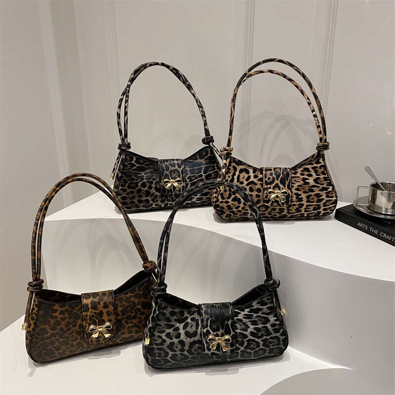 Niche Design Bow Leopard Print for Women New Fashion Personality Handbag Single Shoulder Underarm Baguette Bag
