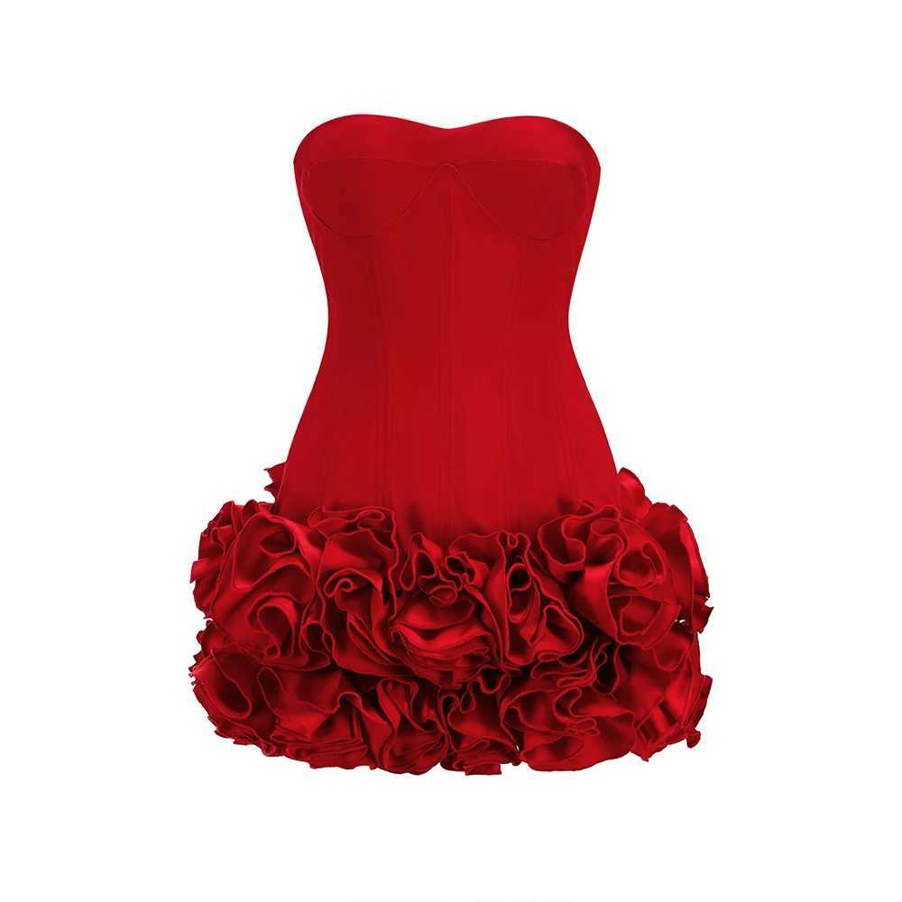 VC Christmas Dress Strapless Backless Red Structured Floral Embellished Mini Length Bodycon Celebrity Party Cocktail Dress M250516