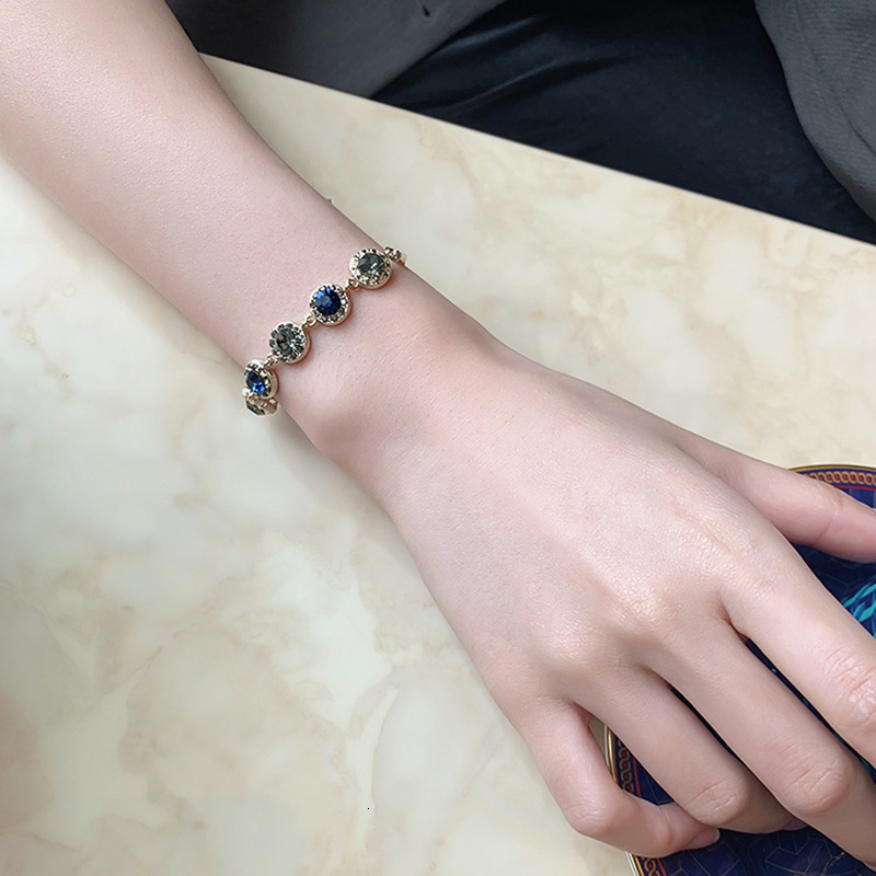Real Gold Plated Fashion Personality Sparkling Dia Korean Dongdaemun Elegant Bracelet Simple Internet Celebrity Jewelry for Women