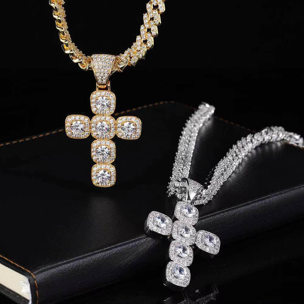Men Bling Hip Hop Pendant Jewelry 18k Gold Plated Iced Out CZ Charms Baguette Cross Pendant Necklace
