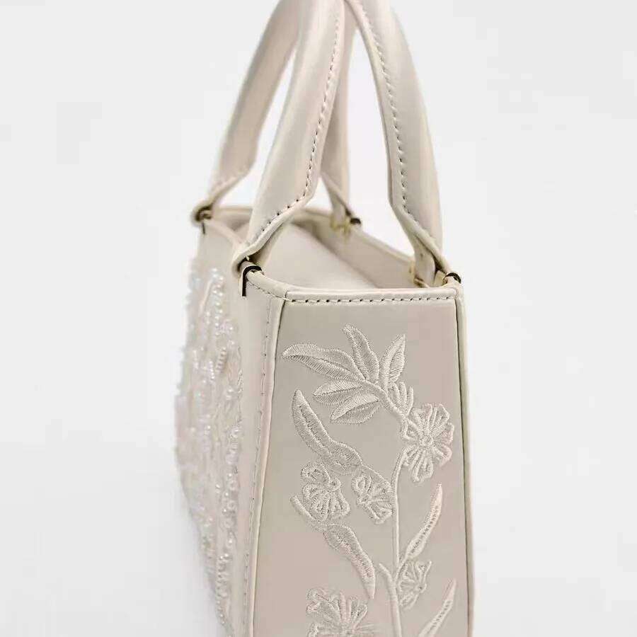 Fashion Floral Embroidery Square High Quality Tote Large Capacity Women's Handbag Lady Purse Shoulder Messenger Bag