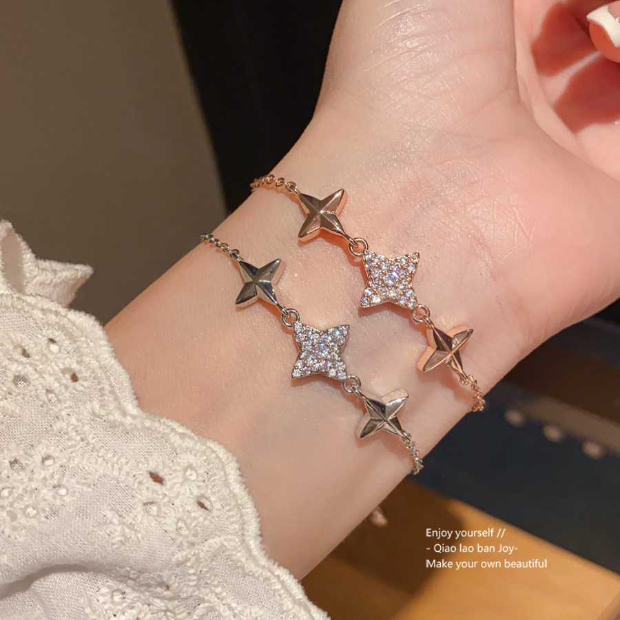 Gold - Toned Bracelet with Star - Shaped Crystal and Metal Detail, Cute for Daily or Casual Outings, Delicate Fashion Jewelry