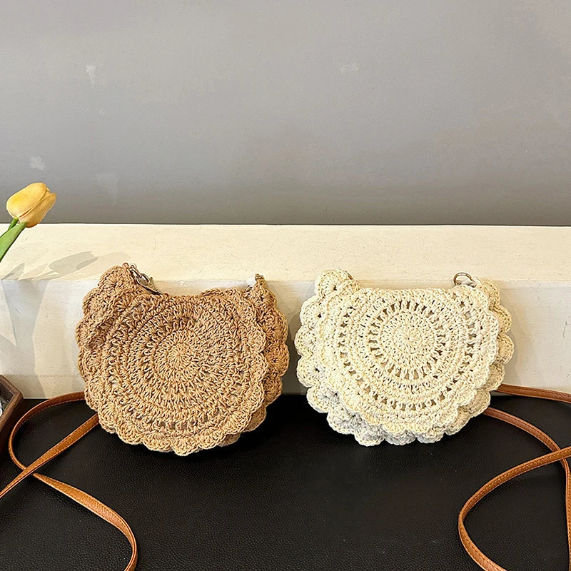 Vintage Woven Handbag Vacation Round Summer Beach Bag Fashion Crossbody Bag Ladies Messenger Bags250901