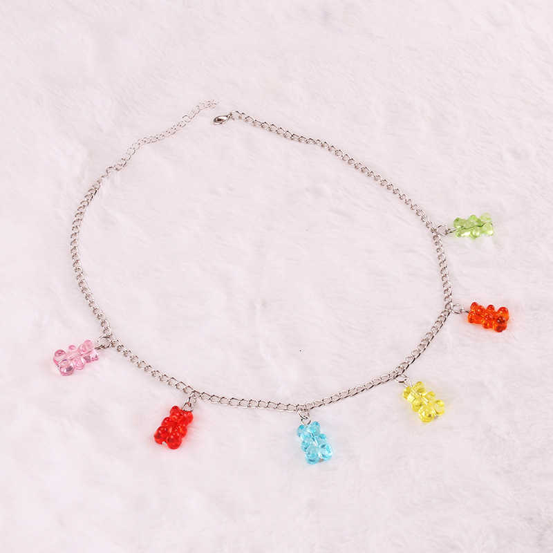 European and American cross-border ins cool single-layer little bear necklace for women, trendy hip-hop, simple and unique resin little bear sweater c