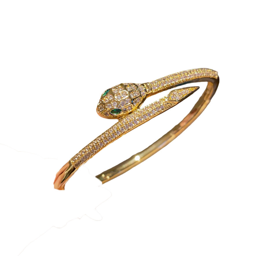 Brand 18K Real Gold Plated Zircon Snake Cross Clasp Bracelet Fashion Versatile Bangle Light Luxury High-End Feel Women's Jewelry Z260313