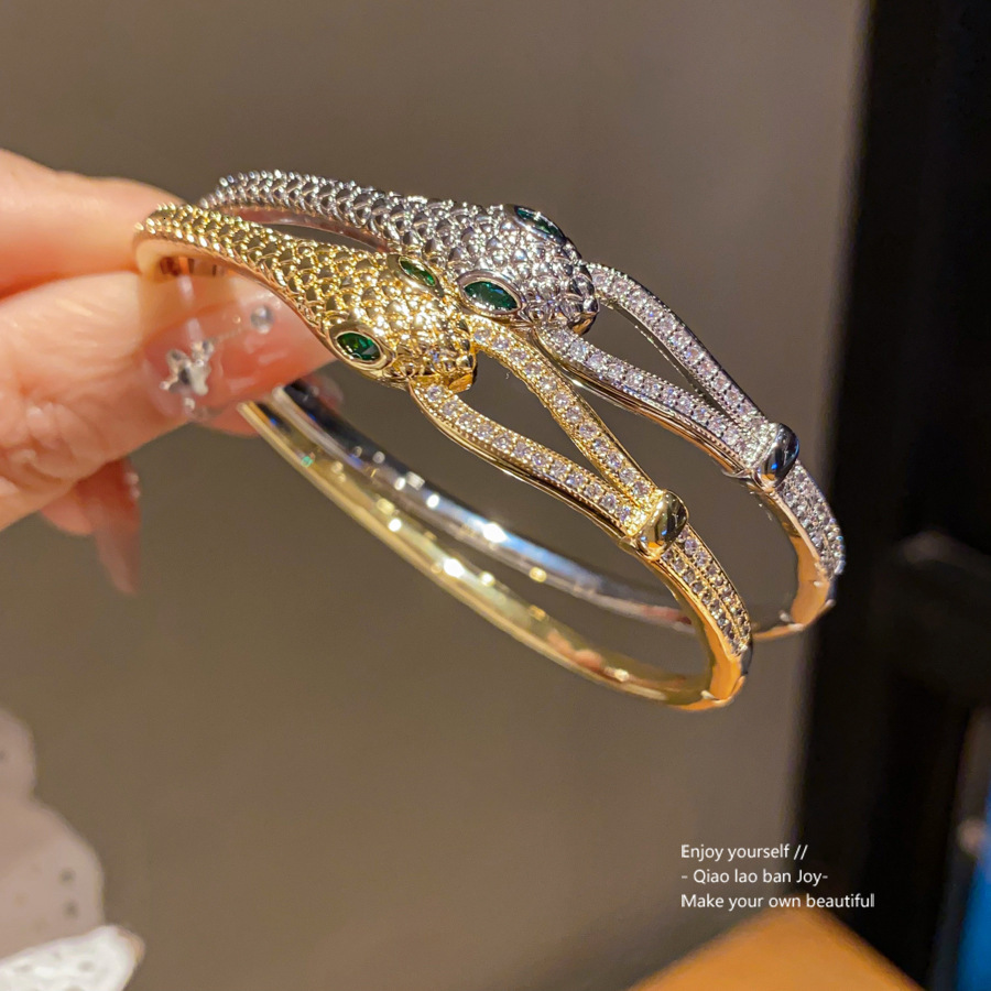 Luxury Brand Designer Jewelry 18K Real Gold Plated Zircon Snake-Shaped Hollow Clasp Bracelet New Chinese Style Trendy Bracelet Light Luxury High-End F