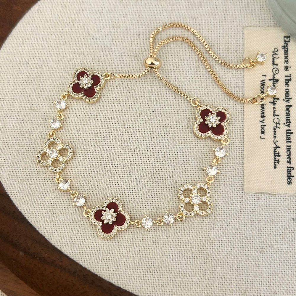 Light Fashionable Elegant High-end Four-leaf Flower Bracelet Daily Versatile Commuting Personalized Design Jewelry - view 7
