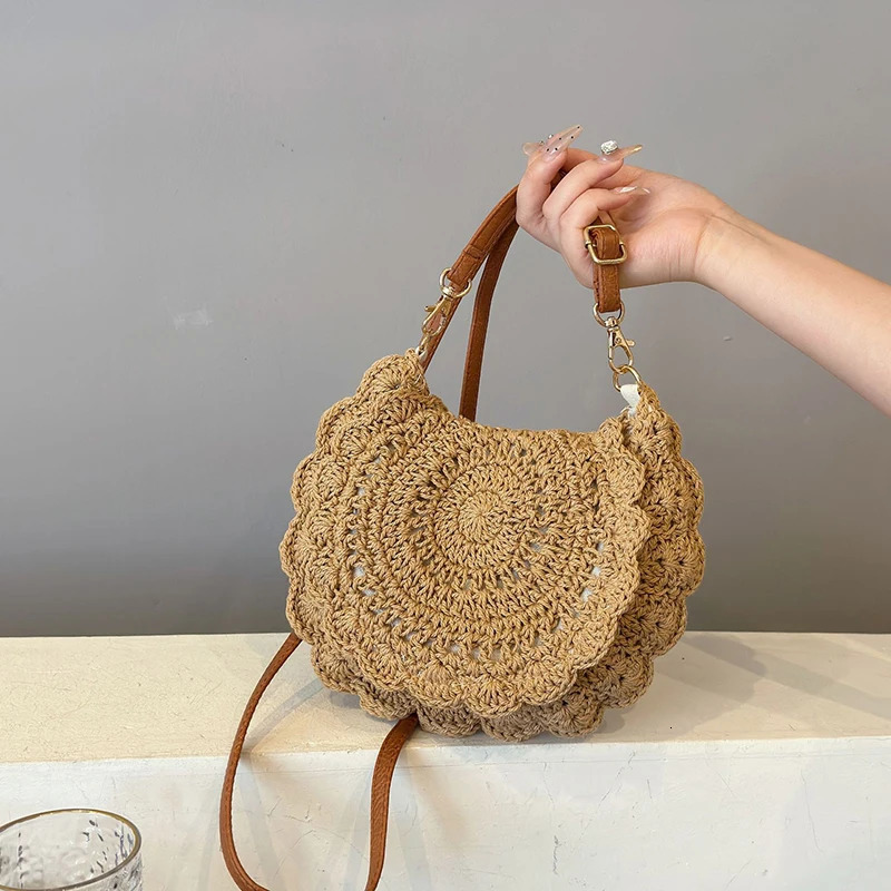 Vintage Woven Handbag Vacation Round Summer Beach Bag Fashion Crossbody Bag Ladies Messenger Bags250901