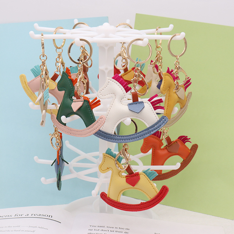 Bag charms designer Keychain charm for Men and Women leather Exquisite Backpack Pony Pendant Car Key Ring