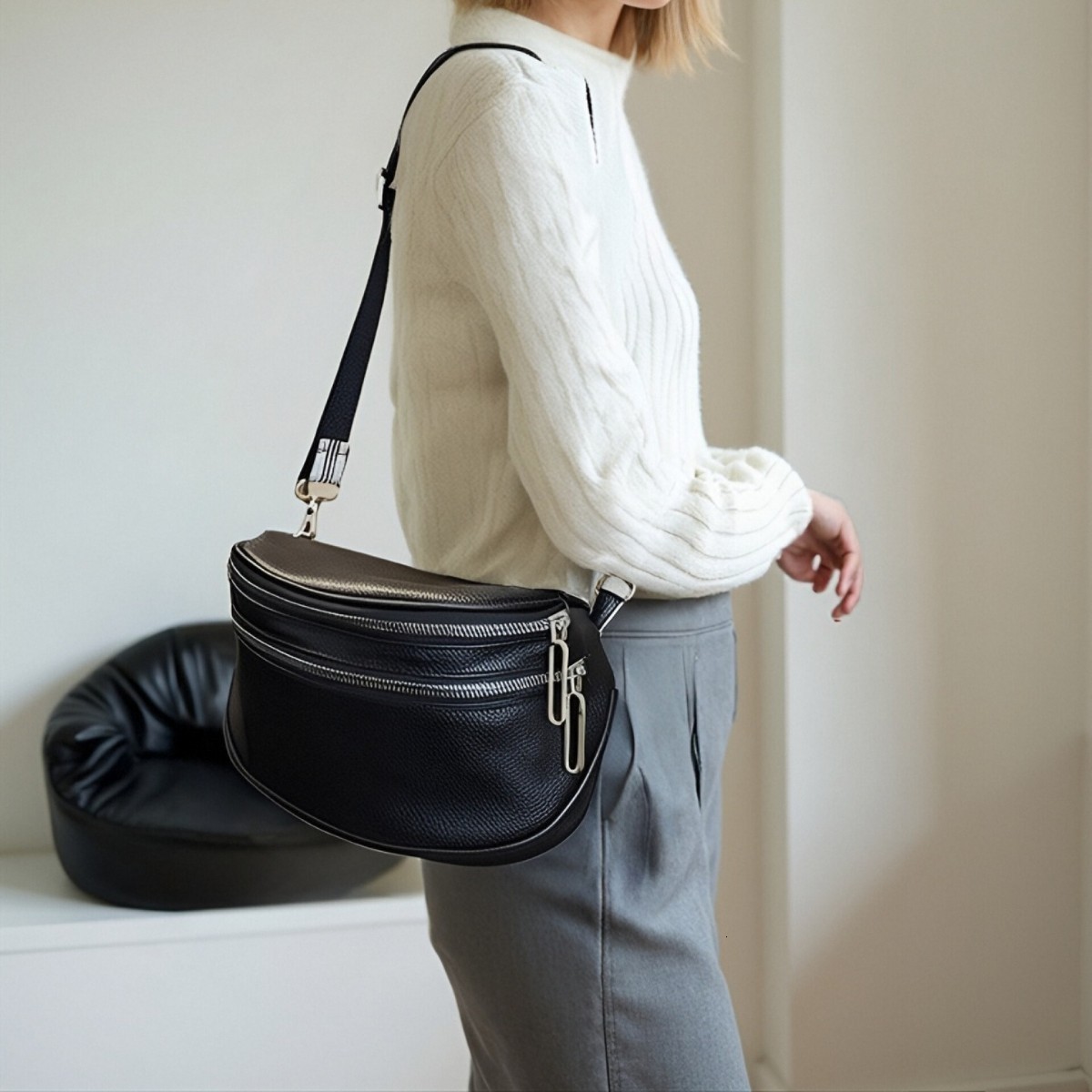 Women Stylish Crossbody Bag with Wide Strap Vintage Chest Bag PU Leather Fashion Sling Bag Female Daily Dating Bag