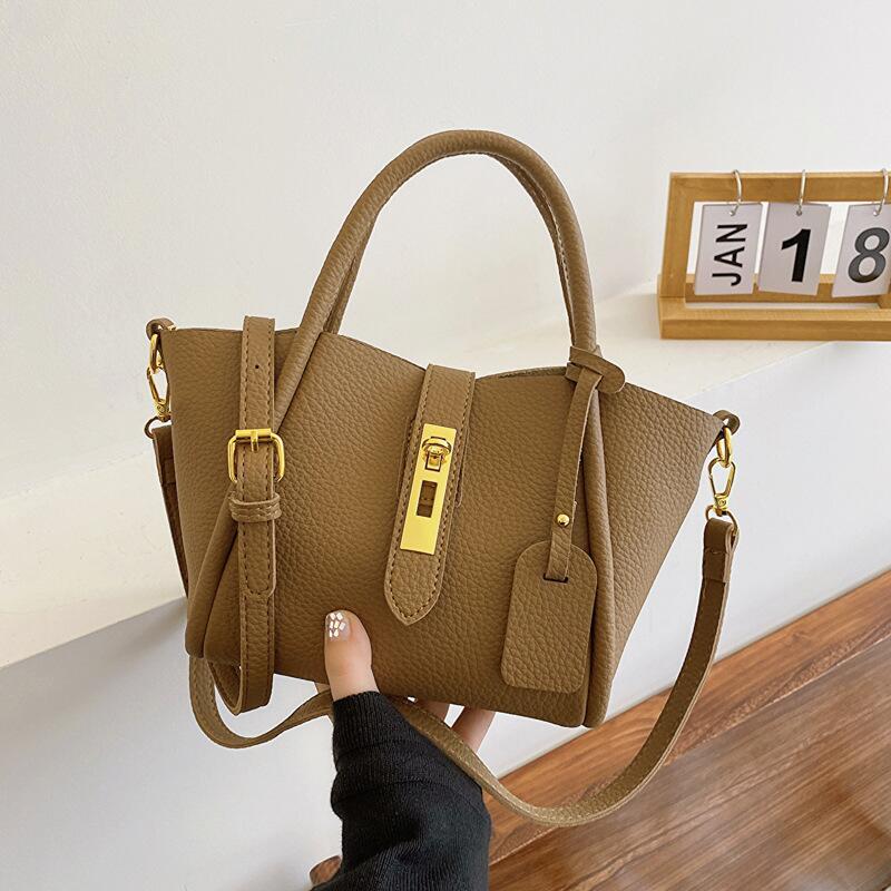 Free Shipping Designer Bag 2025 High-end Brand Silk Scarf Woven Princess Luxury Bag Diana Bag Handbag Shoulder Crossbody Trendy Women's Bag Tote 