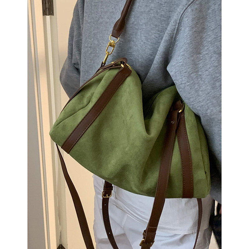 autumn new light luxury suede elegant large capacity niche versatile atmosphere shoulder bag commuting armpit bag designer diagonal cross bag
