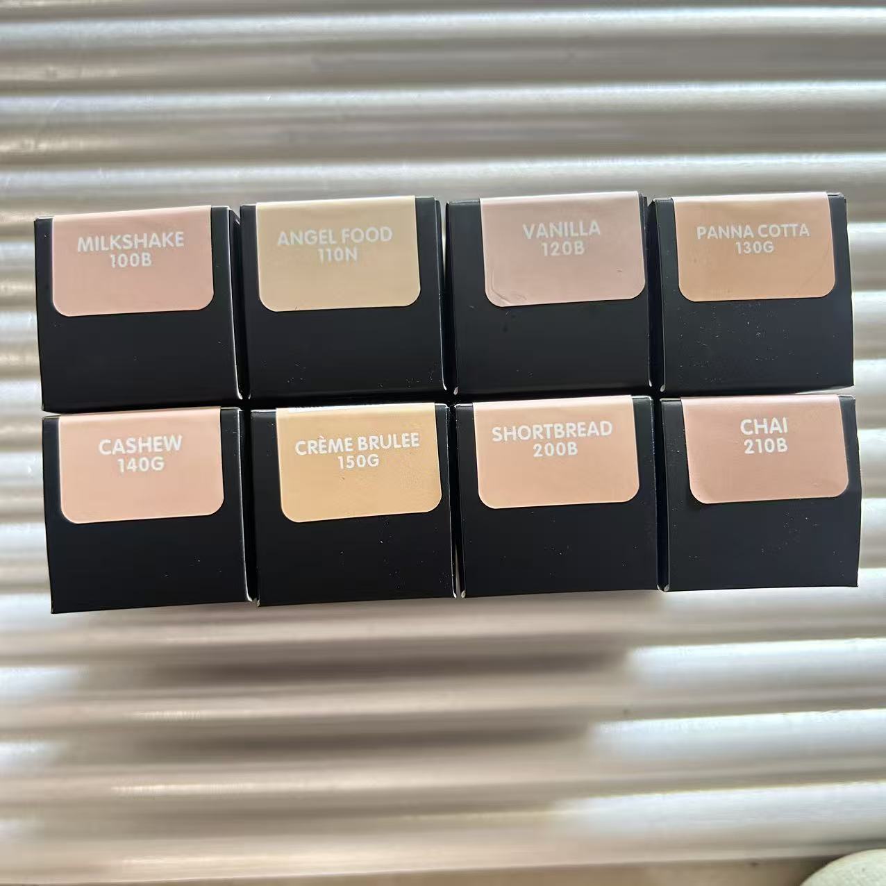 Huda Beauty Faux Filter Liquid Foundation 8 Colors 35ml Matte Concealer Lasting Makeup Brightening Makeup Liquid Foundation