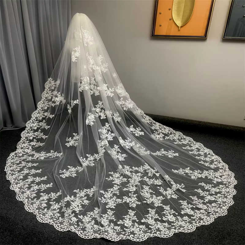 New pattern Cathedral Length Bridal Veil Lace Veil Wide Veil 1 Layer Wedding Veil Metal Comb Real Photo