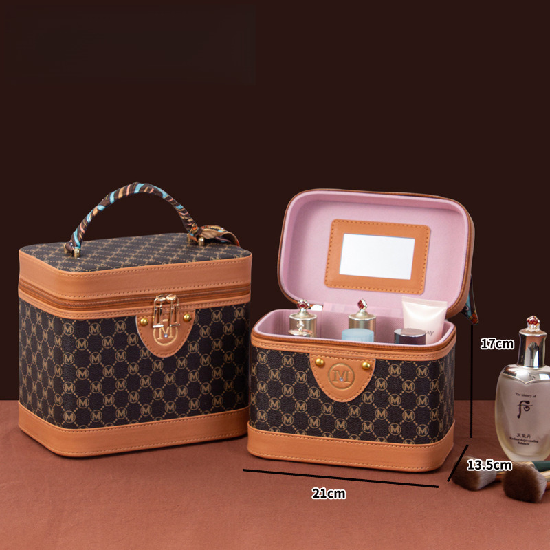 TB BHULAMTE New Retro Large Capacity Makeup For Women Multi Functional Portable Waterproof Storage Handbag Free Shipping Designer Bag Y260206